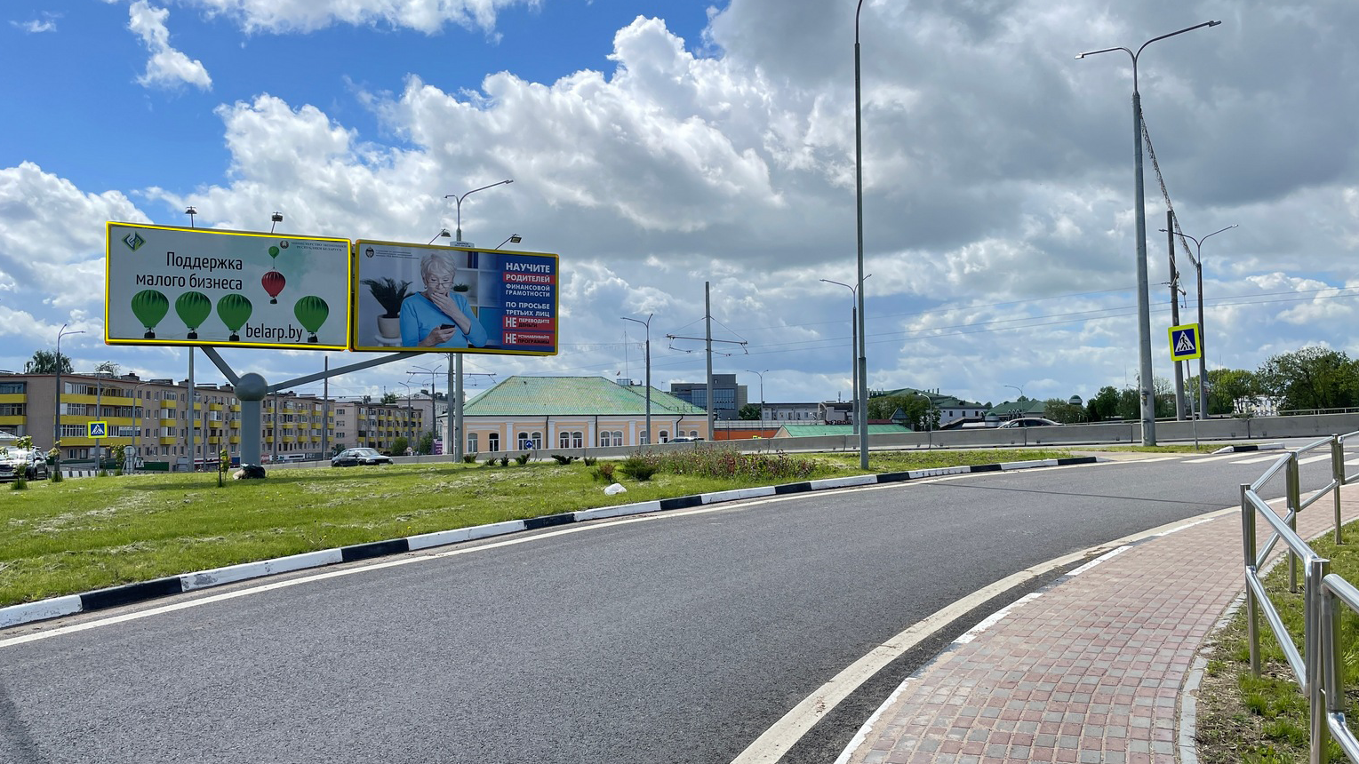 Витебск, Въезд на Полоцкий путепровод с ул. Космонавтов сторона В2. Изображение 0.