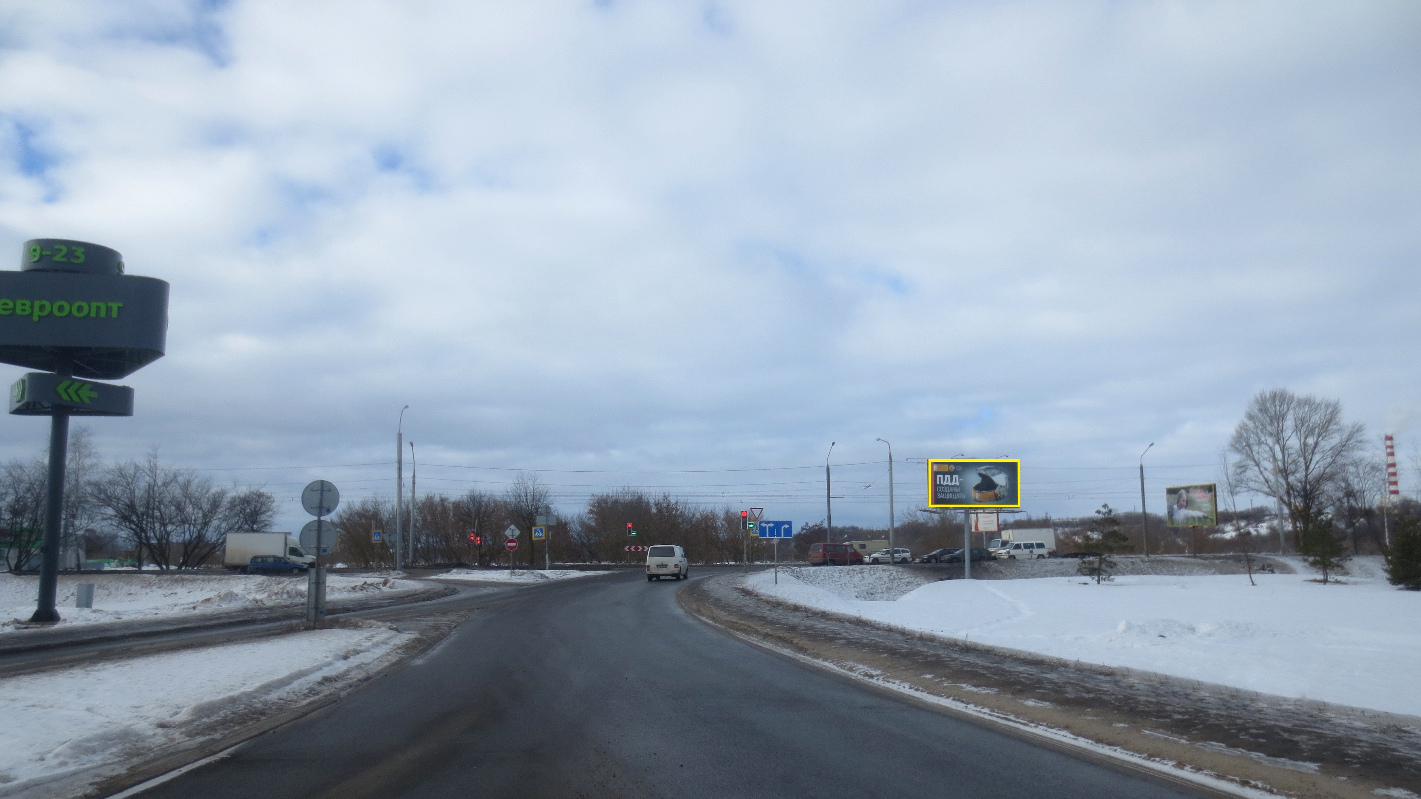 Могилев, Шмидта пр-т (выезд со стоянки ТЦ «Е-СИТИ») сторона A1. Изображение 0.