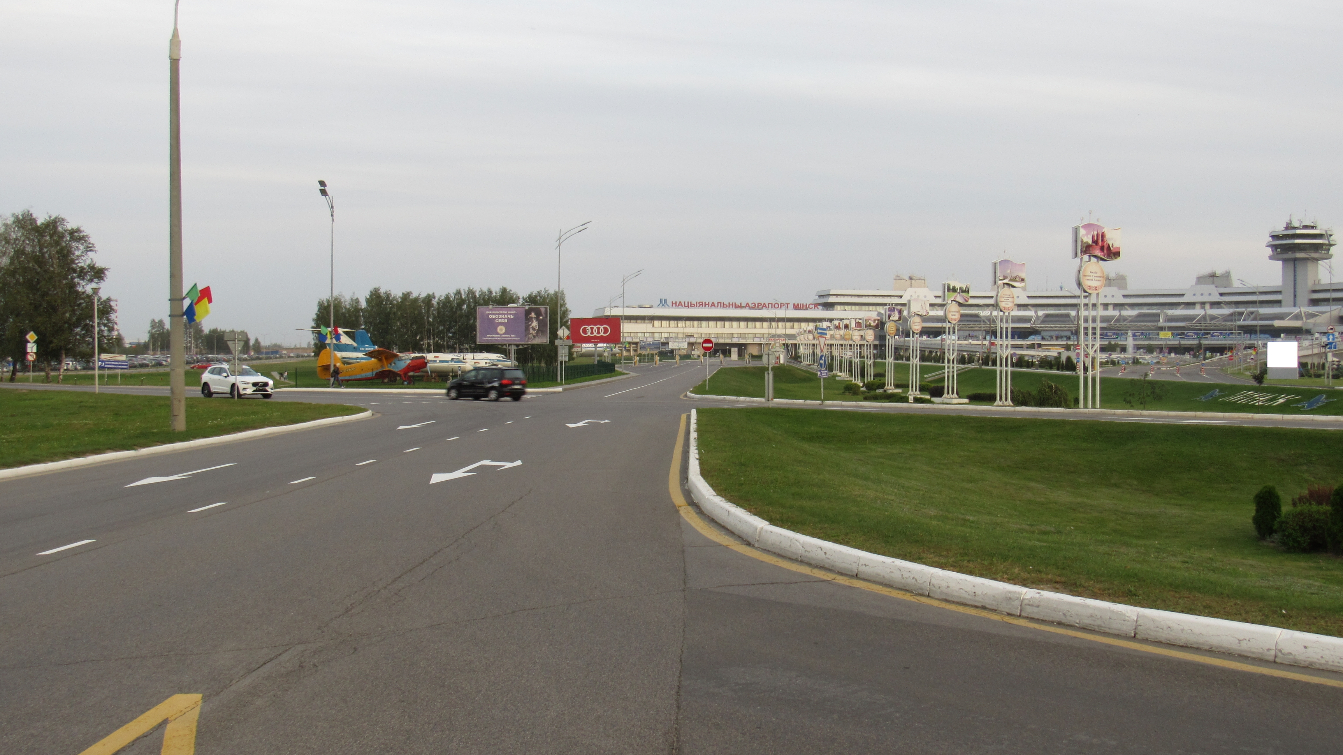 Минск, Территория национального аэропорта "Минск-2" (№2) сторона B. Изображение 1.